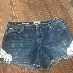 Hot Kiss Shorts